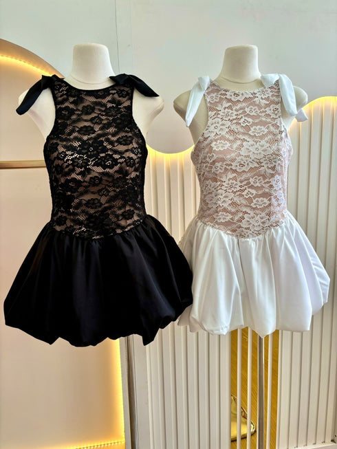 Women Lacey Sleeveless Flounce Mini Dresses
